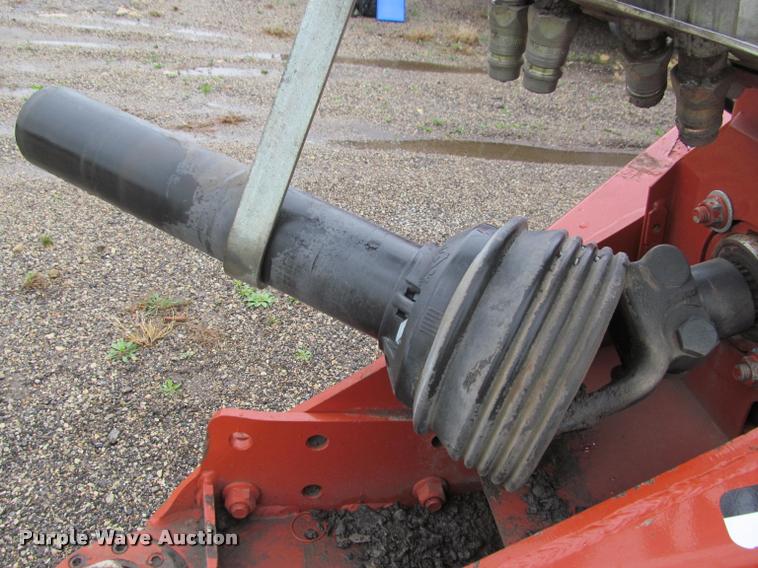 image for item DT9520 2005 Hesston 4790 square baler