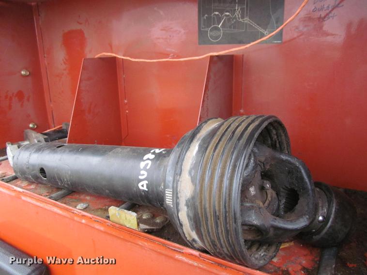 image for item DT9520 2005 Hesston 4790 square baler