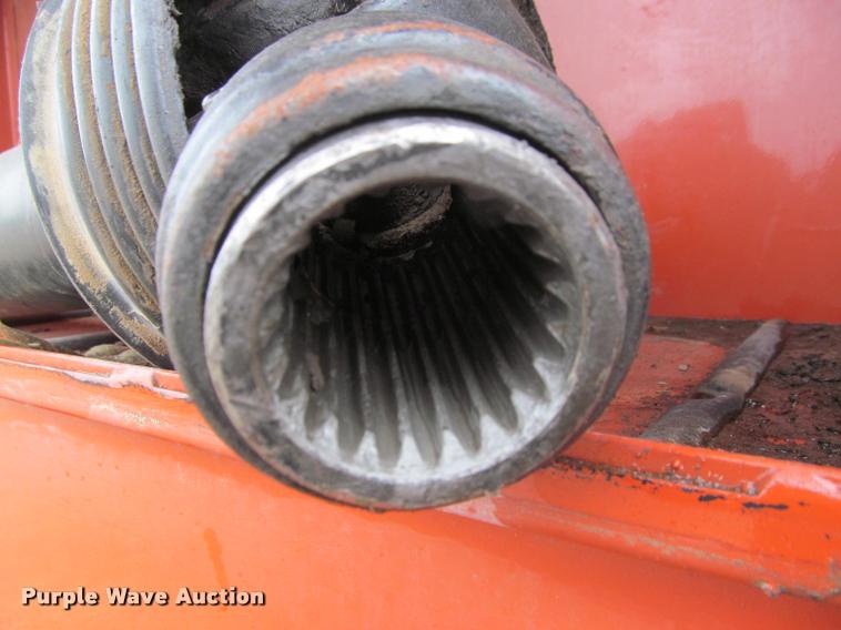 image for item DT9520 2005 Hesston 4790 square baler