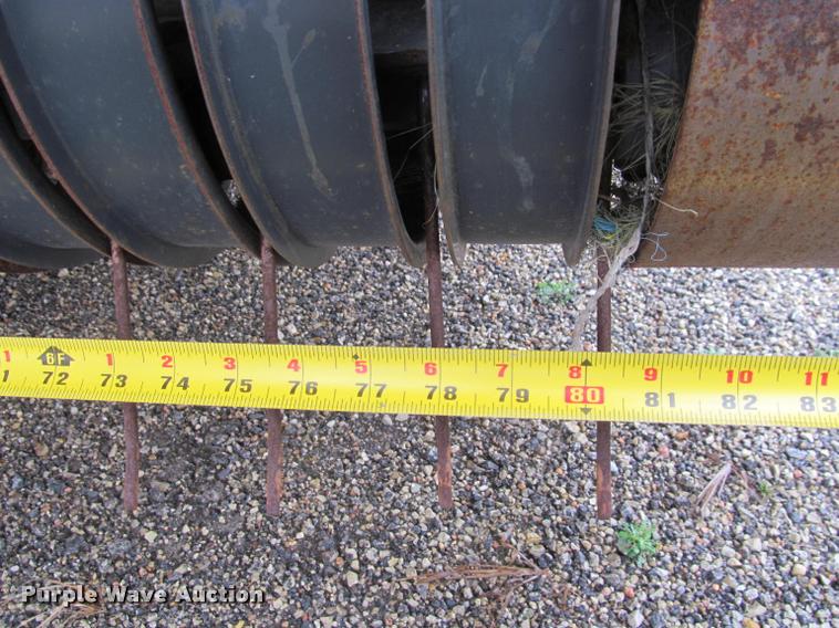 image for item DT9520 2005 Hesston 4790 square baler