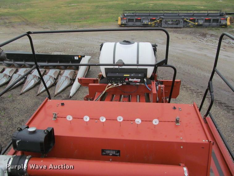 image for item DT9520 2005 Hesston 4790 square baler