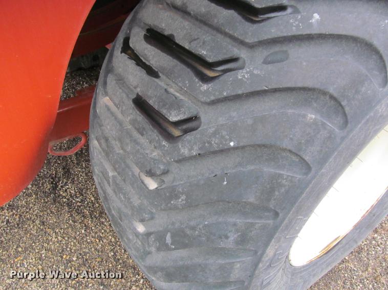 image for item DT9520 2005 Hesston 4790 square baler