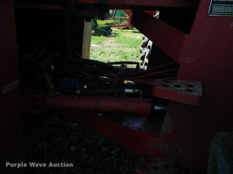 image for item K2580 1988 Versatile 876 Designation 6 4WD tractor