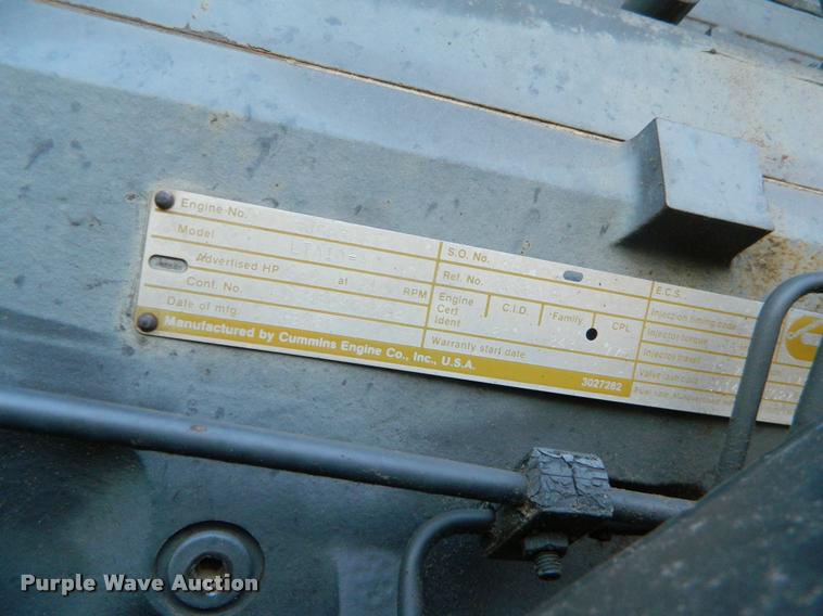 image for item K2580 1988 Versatile 876 Designation 6 4WD tractor