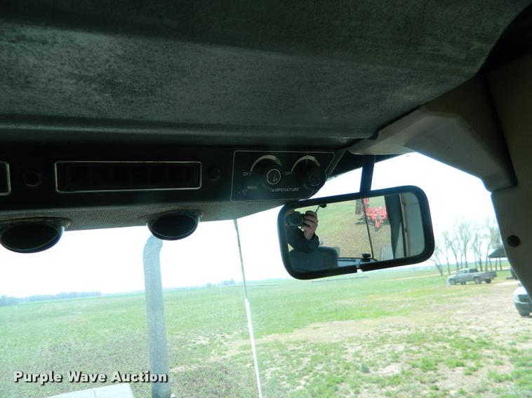 image for item K2580 1988 Versatile 876 Designation 6 4WD tractor