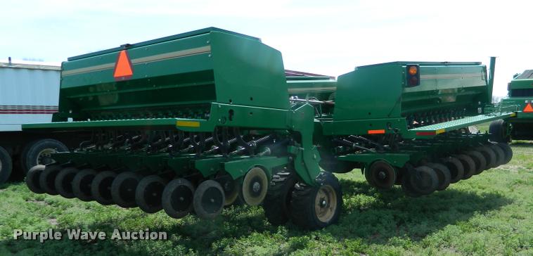 image for item K2581 Great Plains 3S-3000HD grain drill