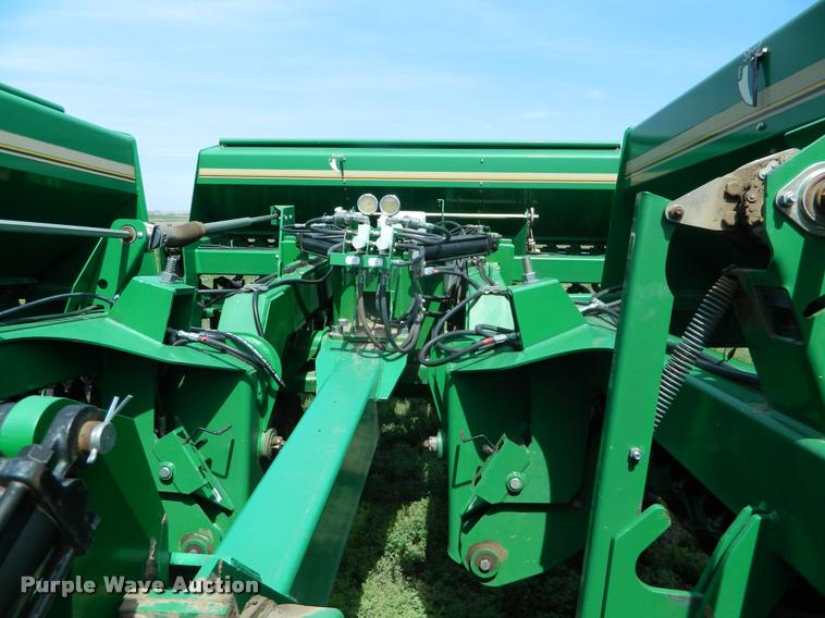 image for item K2581 Great Plains 3S-3000HD grain drill