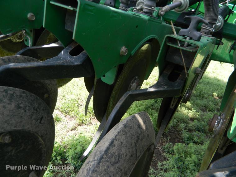 image for item K2581 Great Plains 3S-3000HD grain drill