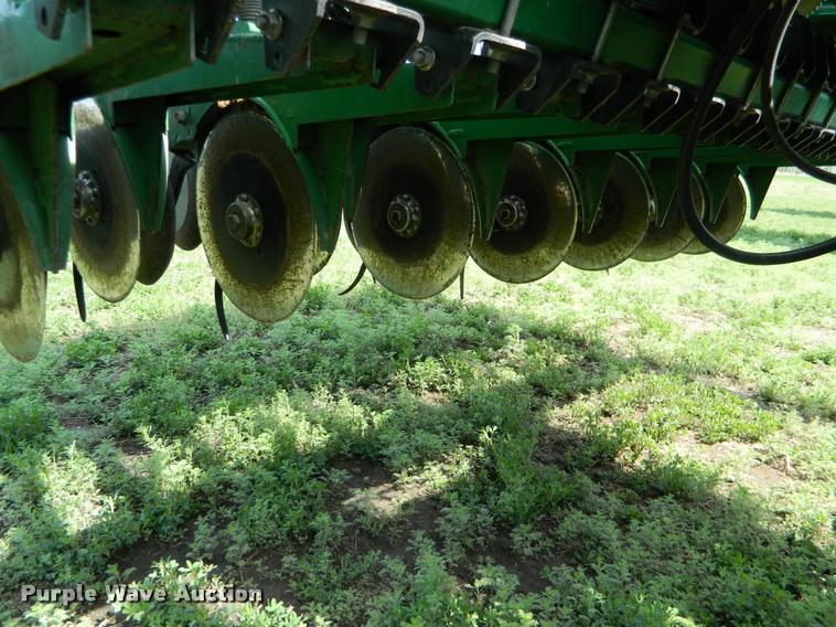 image for item K2581 Great Plains 3S-3000HD grain drill