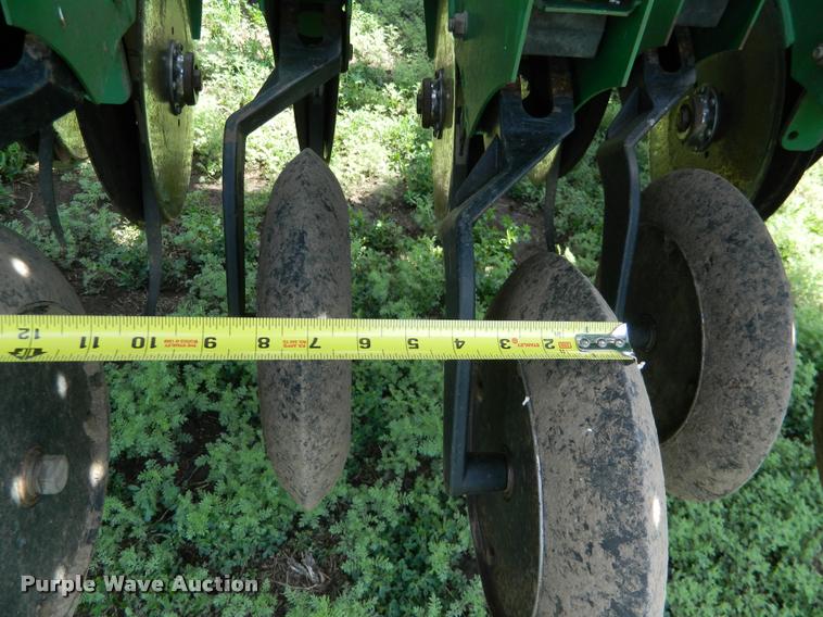 image for item K2581 Great Plains 3S-3000HD grain drill