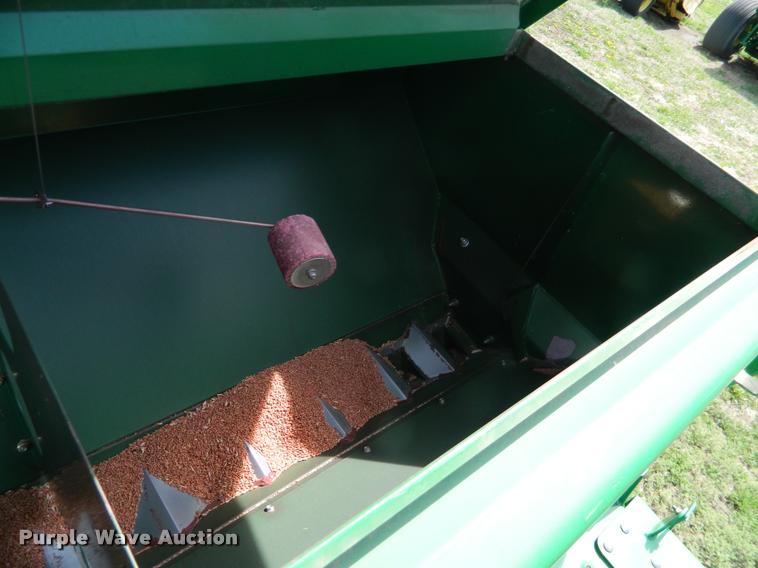 image for item K2581 Great Plains 3S-3000HD grain drill