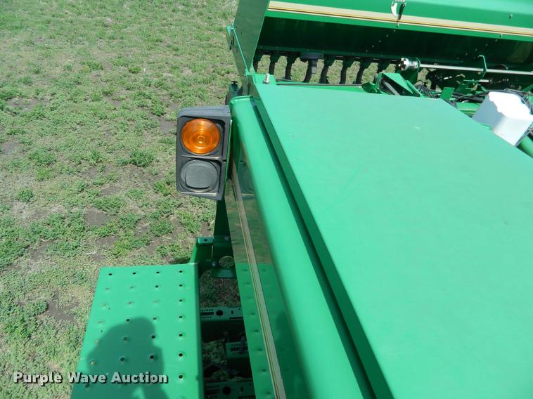 image for item K2581 Great Plains 3S-3000HD grain drill