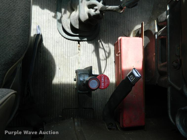 image for item K2582 1990 Ford L9000 grain truck