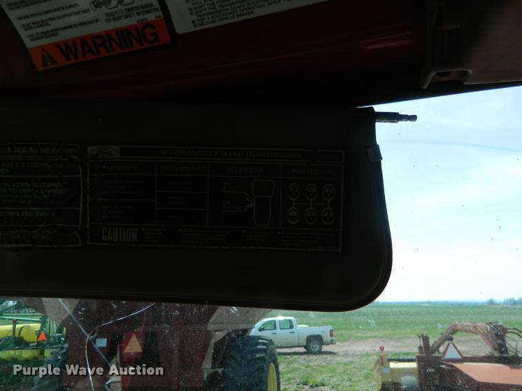 image for item K2582 1990 Ford L9000 grain truck