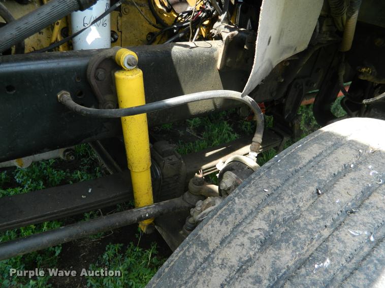 image for item K2582 1990 Ford L9000 grain truck