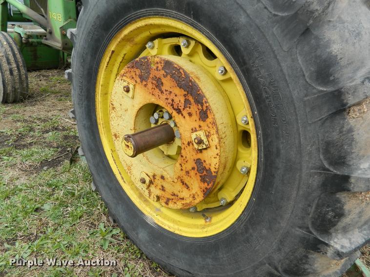 image for item K2594 1979 John Deere 4240 tractor
