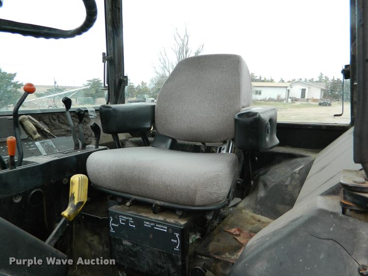 image for item K2594 1979 John Deere 4240 tractor