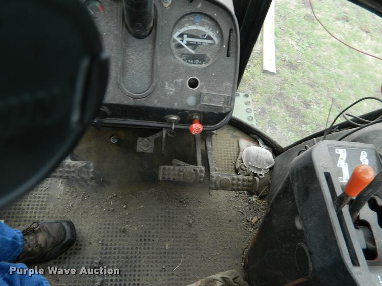 image for item K2594 1979 John Deere 4240 tractor