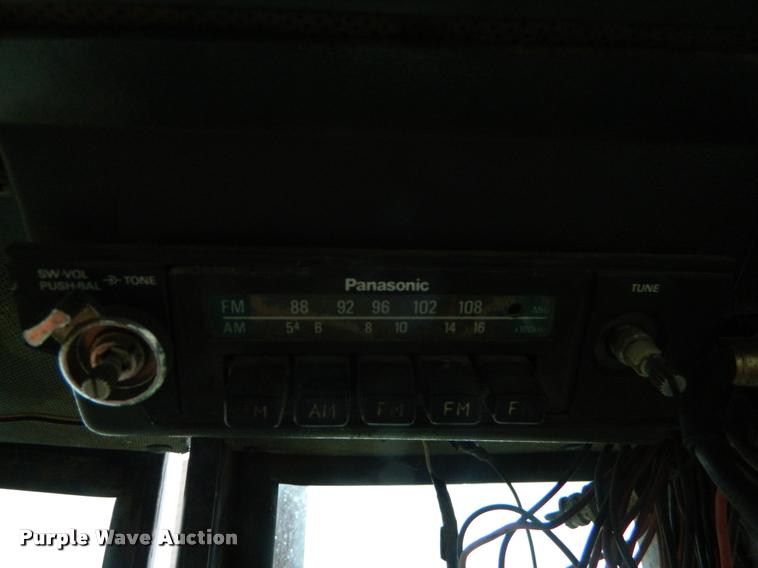 image for item K2594 1979 John Deere 4240 tractor