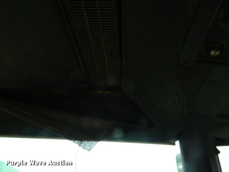 image for item K2594 1979 John Deere 4240 tractor