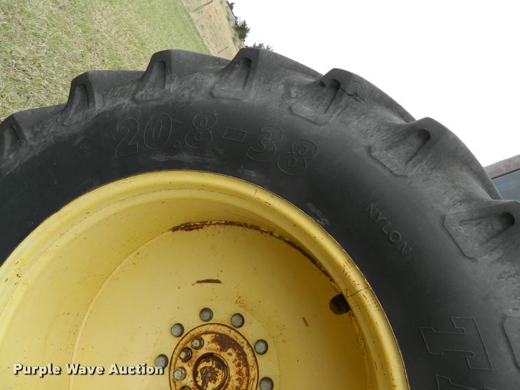 image for item K2599 1976 John Deere 4630 tractor