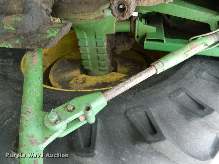 image for item K2599 1976 John Deere 4630 tractor