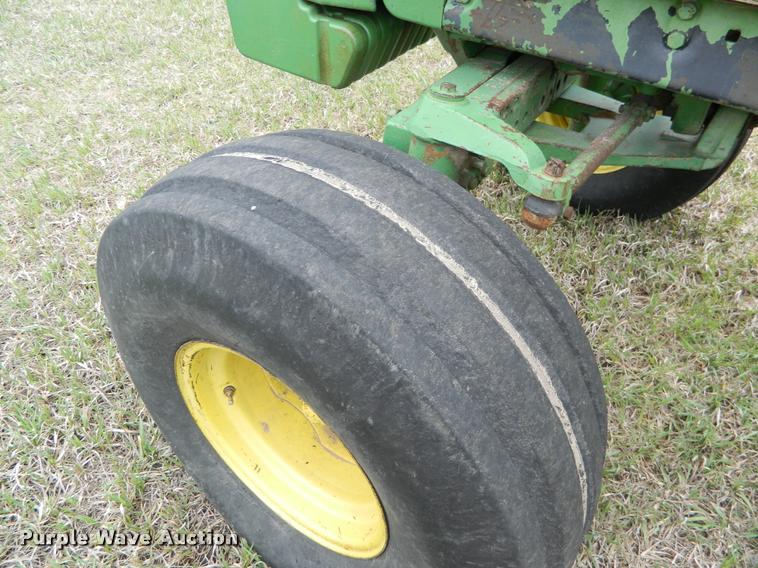 image for item K2599 1976 John Deere 4630 tractor