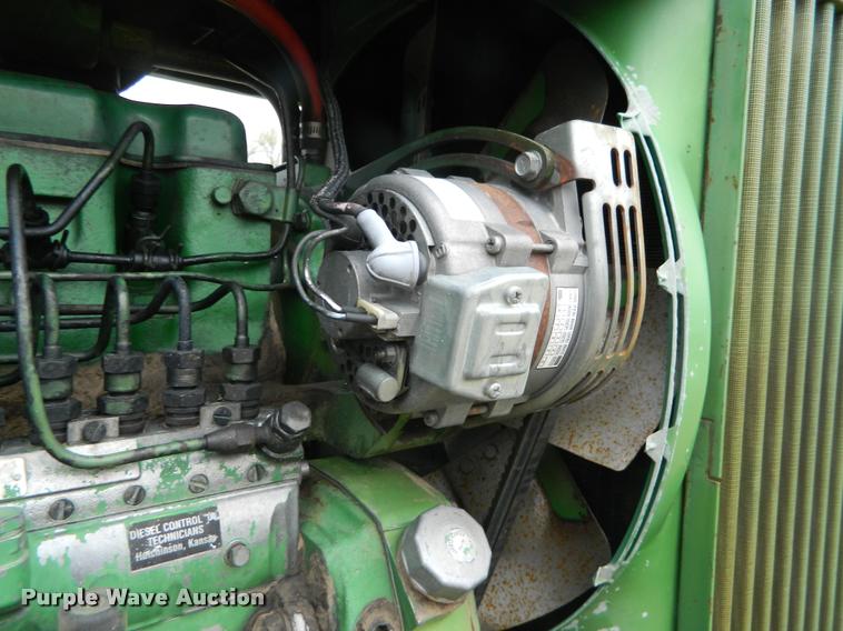 image for item K2599 1976 John Deere 4630 tractor