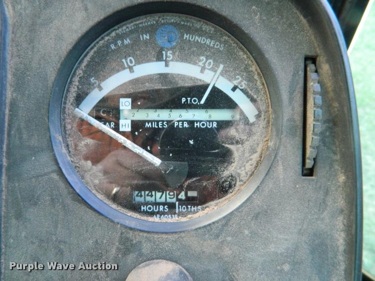 image for item K2599 1976 John Deere 4630 tractor