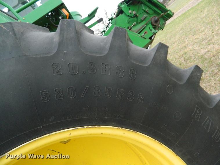 image for item K2601 2004 John Deere 9660 STS combine