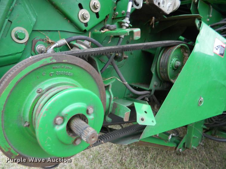 image for item K2601 2004 John Deere 9660 STS combine