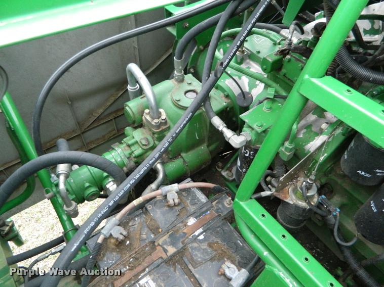 image for item K2601 2004 John Deere 9660 STS combine