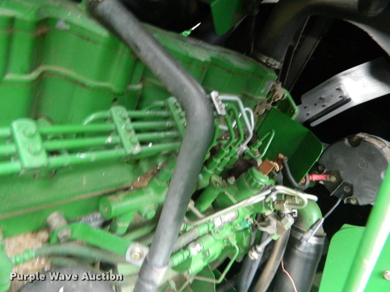 image for item K2601 2004 John Deere 9660 STS combine
