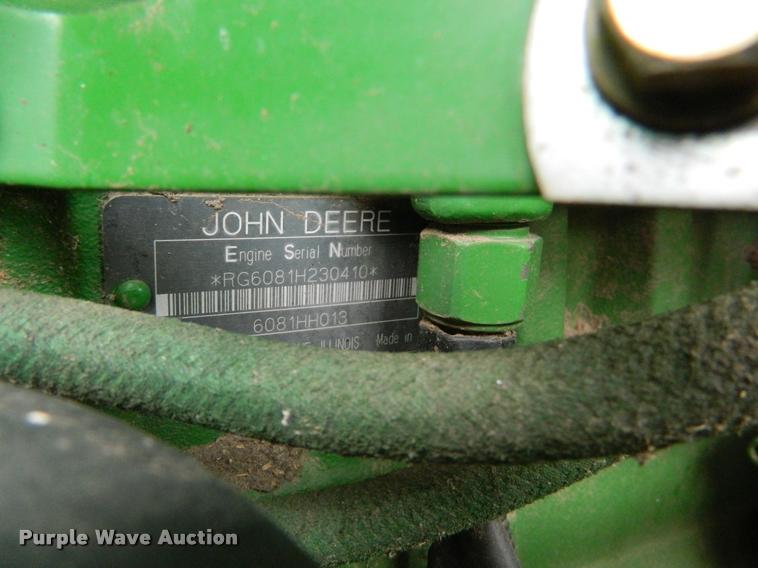 image for item K2601 2004 John Deere 9660 STS combine