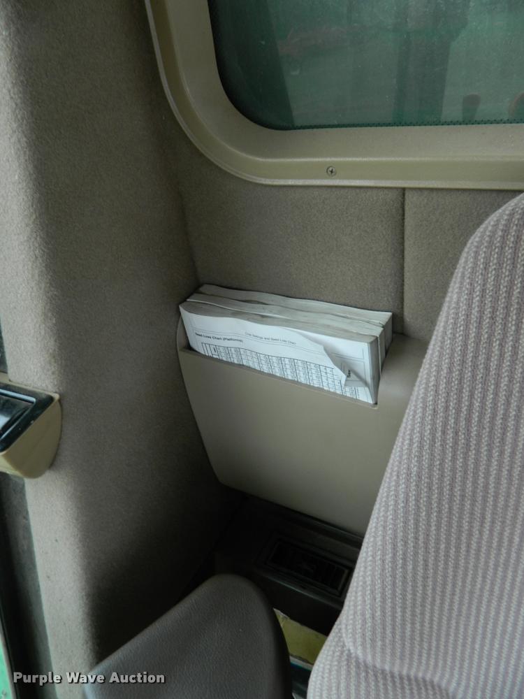 image for item K2601 2004 John Deere 9660 STS combine