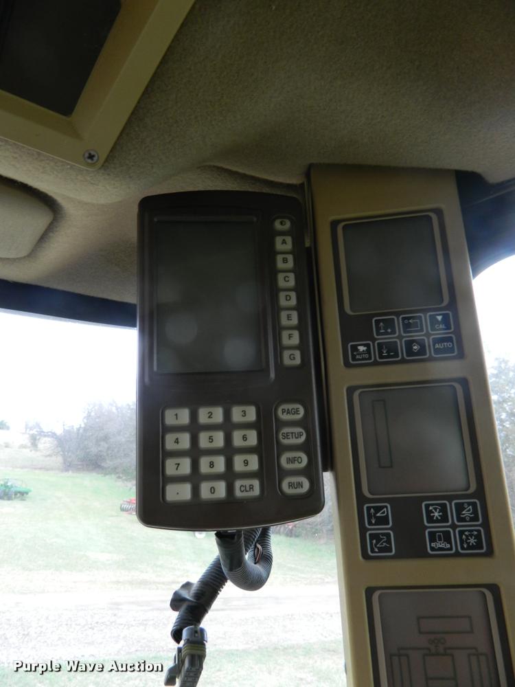 image for item K2601 2004 John Deere 9660 STS combine