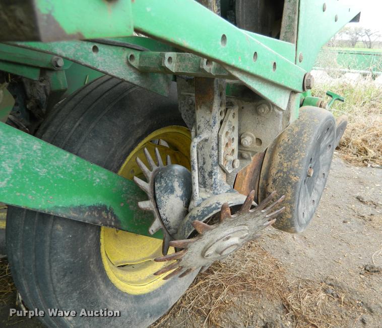 image for item K2603 1999 John Deere 1770 Conservation no-till planter