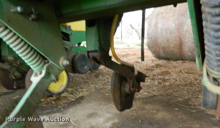 image for item K2603 1999 John Deere 1770 Conservation no-till planter