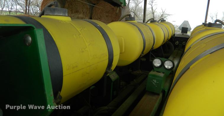 image for item K2603 1999 John Deere 1770 Conservation no-till planter