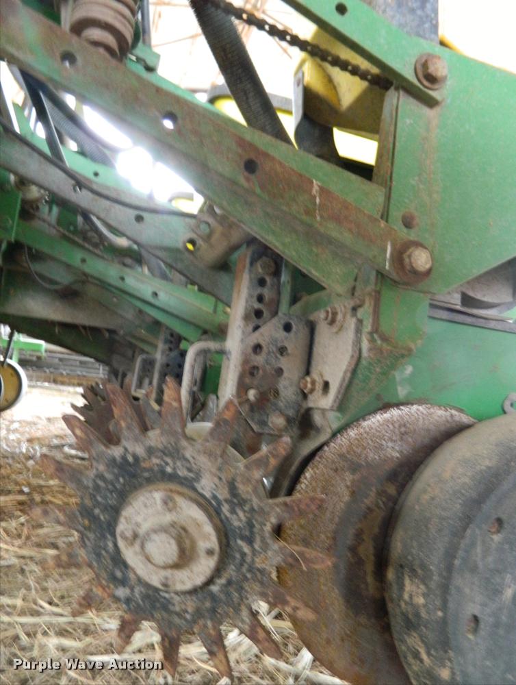 image for item K2603 1999 John Deere 1770 Conservation no-till planter