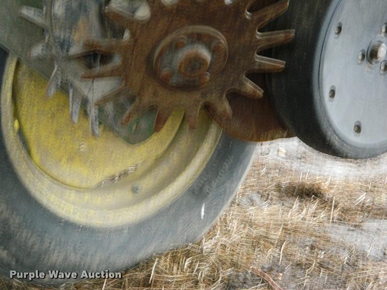 image for item K2603 1999 John Deere 1770 Conservation no-till planter