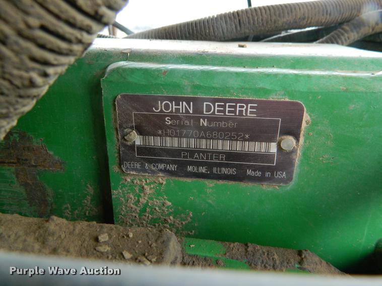 image for item K2603 1999 John Deere 1770 Conservation no-till planter