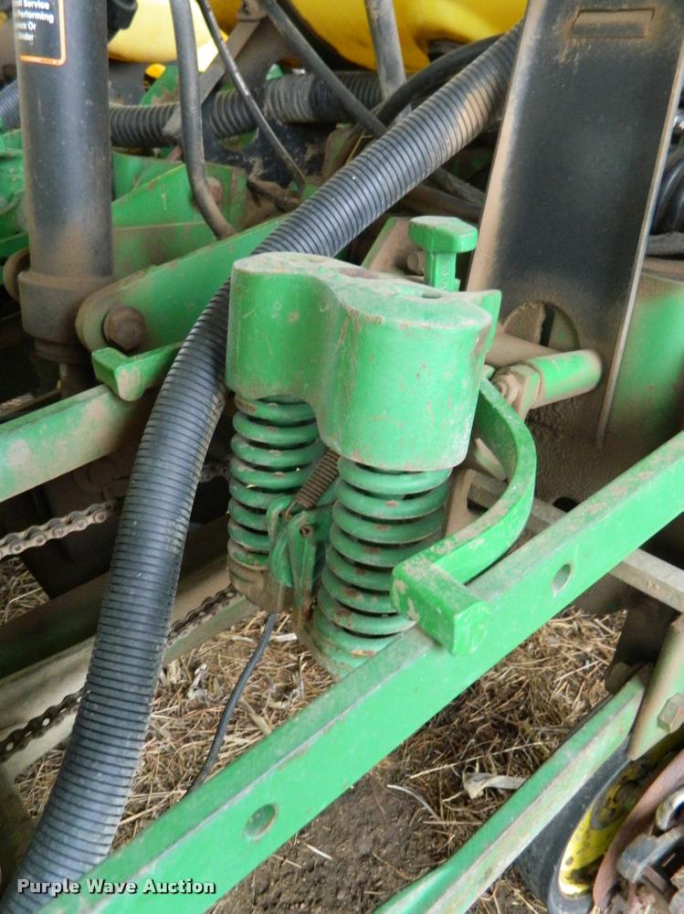 image for item K2603 1999 John Deere 1770 Conservation no-till planter