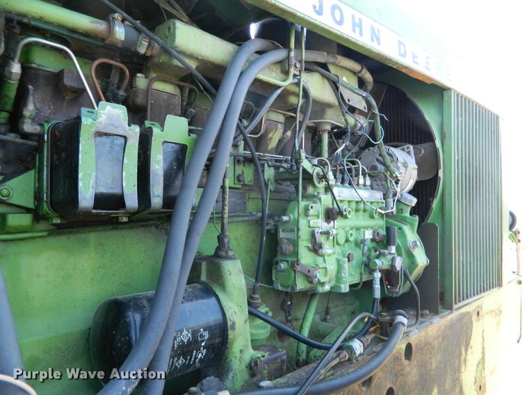 image for item K2636 John Deere 7520 4WD tractor