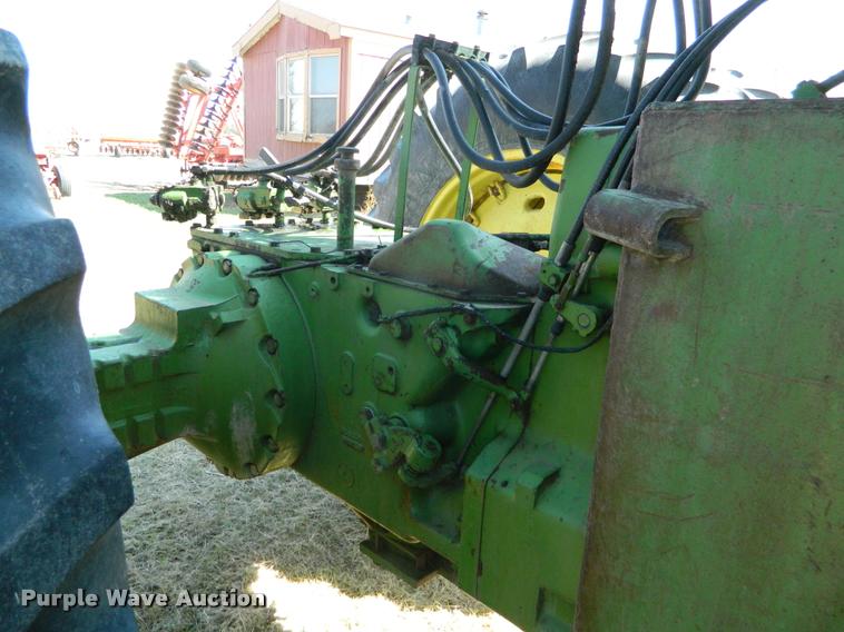 image for item K2636 John Deere 7520 4WD tractor