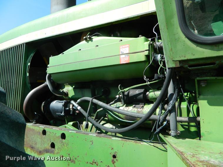 image for item K2636 John Deere 7520 4WD tractor