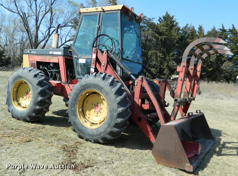 image for item K2641 Versatile 256 4WD tractor