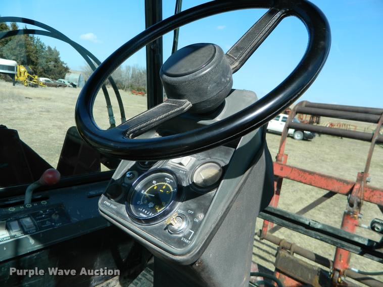 image for item K2641 Versatile 256 4WD tractor