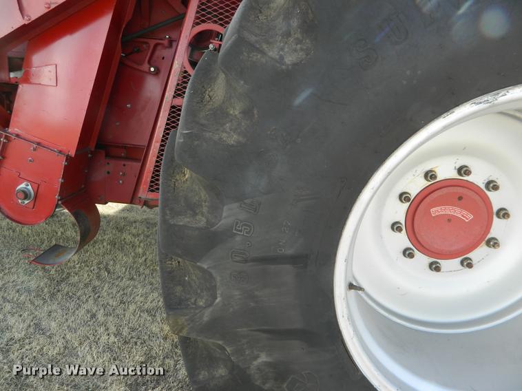 image for item K2690 1992 Case IH 1680 Axial-Flow combine