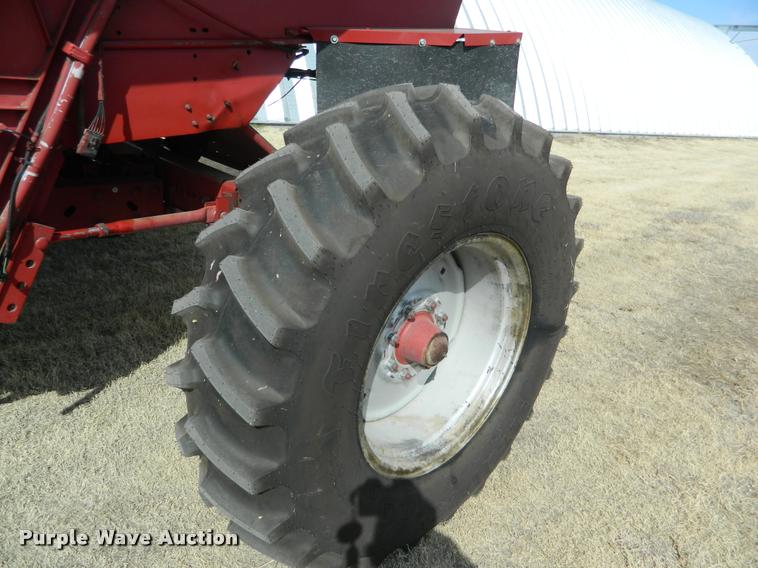 image for item K2690 1992 Case IH 1680 Axial-Flow combine